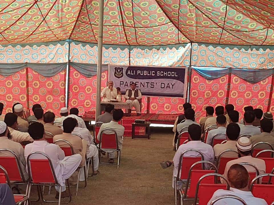 Parents’ Day – October 2016, photograph 8